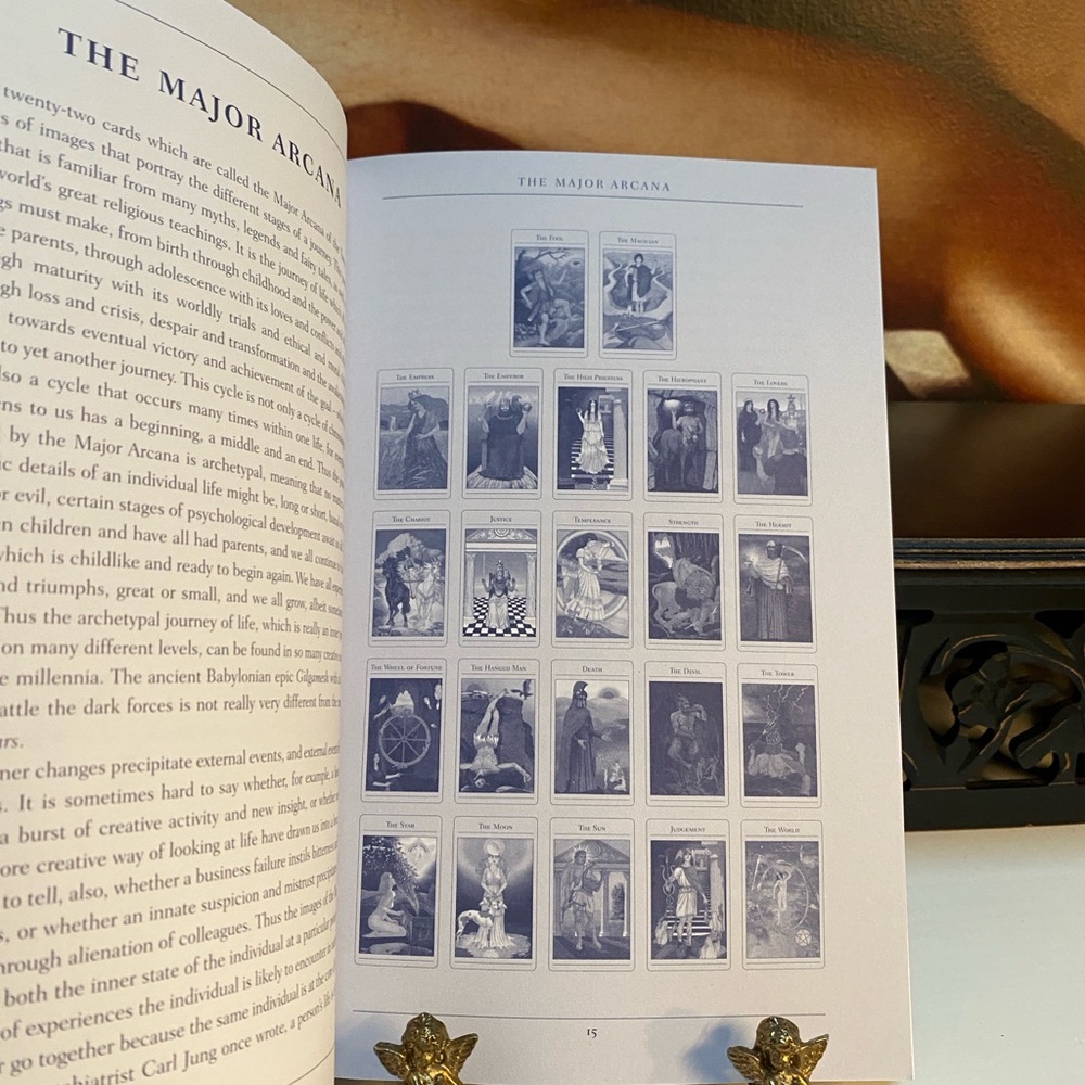 Tarot The New Mythic Tarot by Julien Sharman-Burke and Liz Greene - Picture 5 of 6
